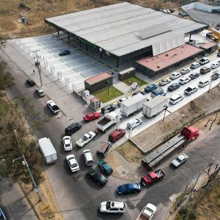 Sube costo de multas por no verificar; inician sanciones