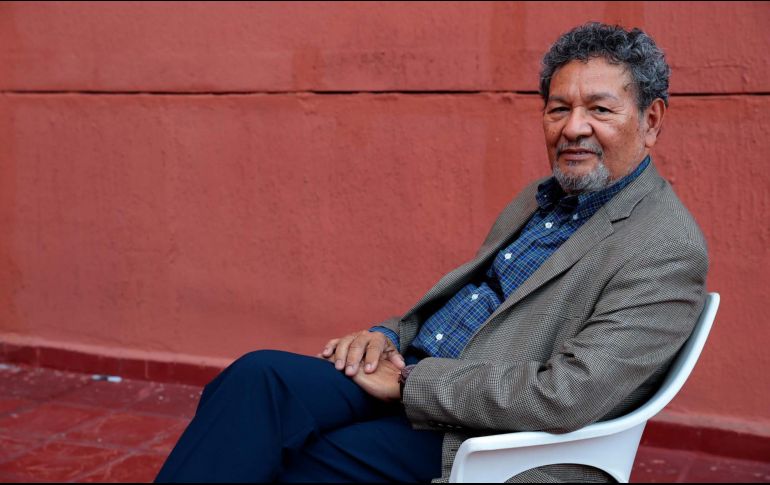 Élmer Mendoza será uno de los homenajeados en FILCO. SUN/ ARCHIVO