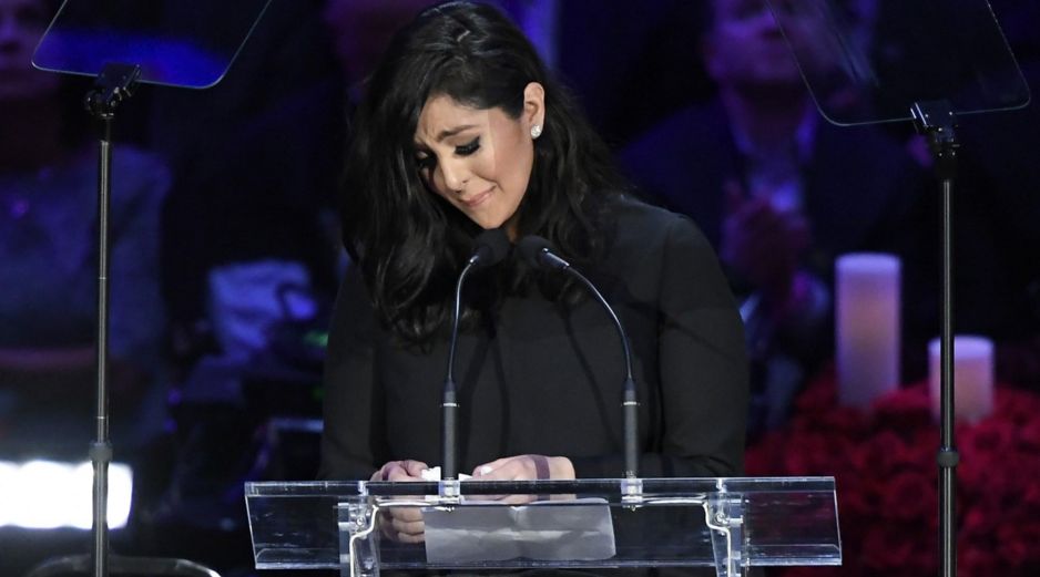 Un juzgado le dio la razón a Vanessa Bryant y obligó al condado de Los Ángeles a pagarle por el daño emocional causado por las fotografías. AFP / ARCHIVO