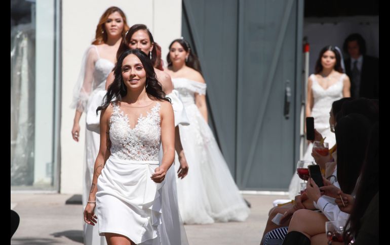 Pasarela primavera-verano 2023 David’s Bridal. GENTE BIEN JALISCO/Tony Martínez