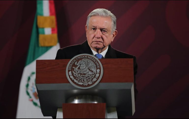 El Mandatario aprovechó para arremeter contra Edmundo Jacobo y Lorenzo Córdova, señaló que ellos tienen su ''guardadito'' y que son quienes manejaban los recursos del INE. SUN / ARCHIVO