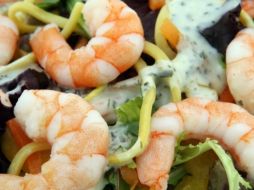 Los mariscos deben cocinarse a una temperatura interna de al menos 63°C. SUN