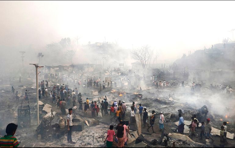 Autoridades no ha brindado mayores datos sobre el incendio desatado este domingo. AP/M. Hossain