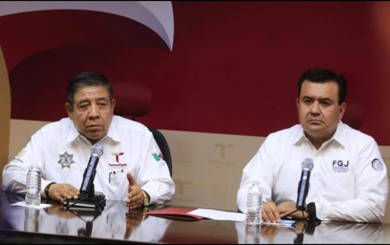 El titular de la Fiscalía (FGJET), Irvin Barrios Mojica, y el secretario de Seguridad Pública, Sergio Chávez. SUN