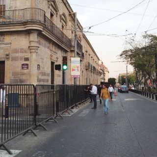 Blindan Congreso de Jalisco previo a marchas por el Día de la Mujer