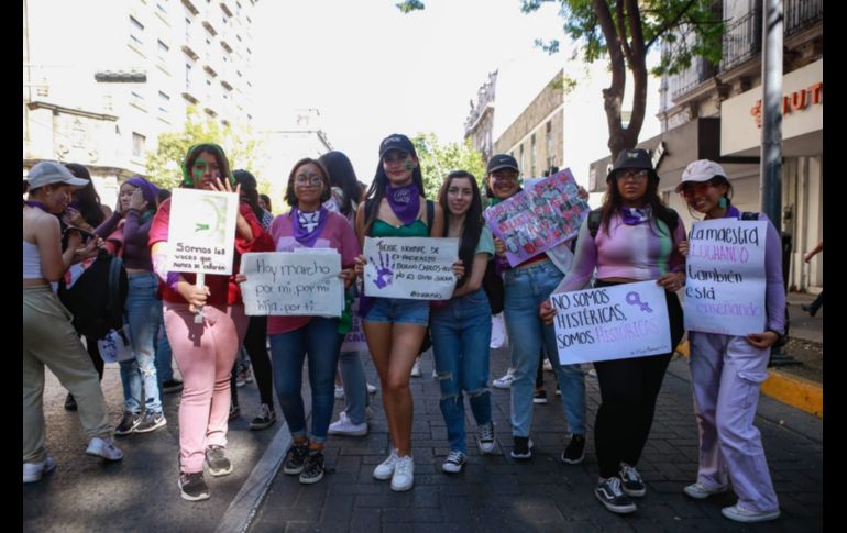 Este miércoles 8 de marzo de 2023, Día Internacional de la Mujer, movimientos feministas de la Zona Metropolitana de Guadalajara han salido a las calles por la lucha de las mujeres y la igualdad frente a los hombres. EL INFORMADOR / C. Zepeda