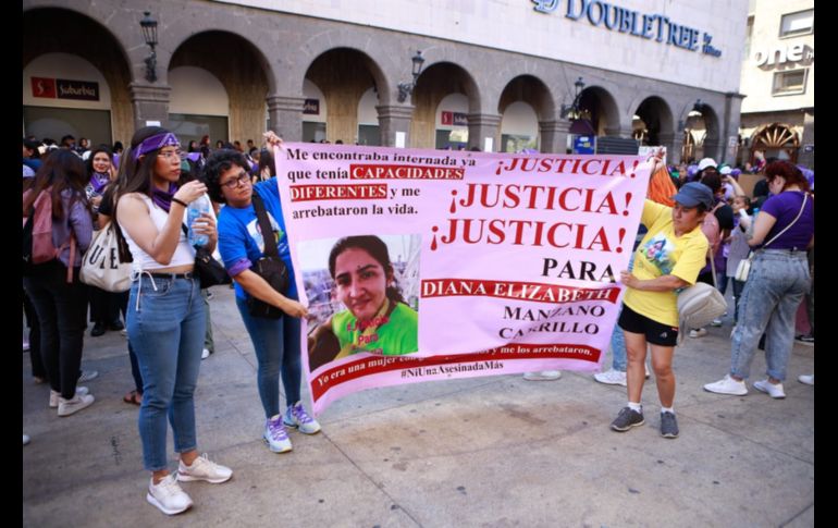 Este miércoles 8 de marzo de 2023, Día Internacional de la Mujer, movimientos feministas de la Zona Metropolitana de Guadalajara han salido a las calles por la lucha de las mujeres y la igualdad frente a los hombres. EL INFORMADOR / C. Zepeda