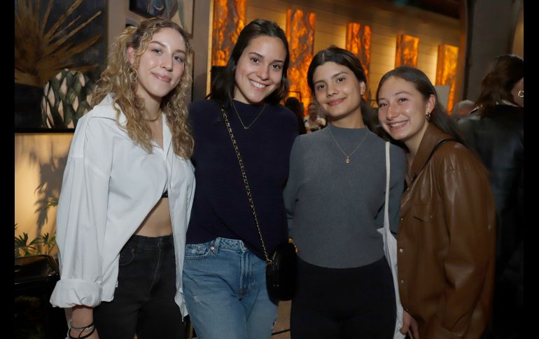 Fernanda Corona, Valeria Amaya, Julia y Ana Paula Hernández. GENTE BIEN JALISCO/Claudio Jimeno