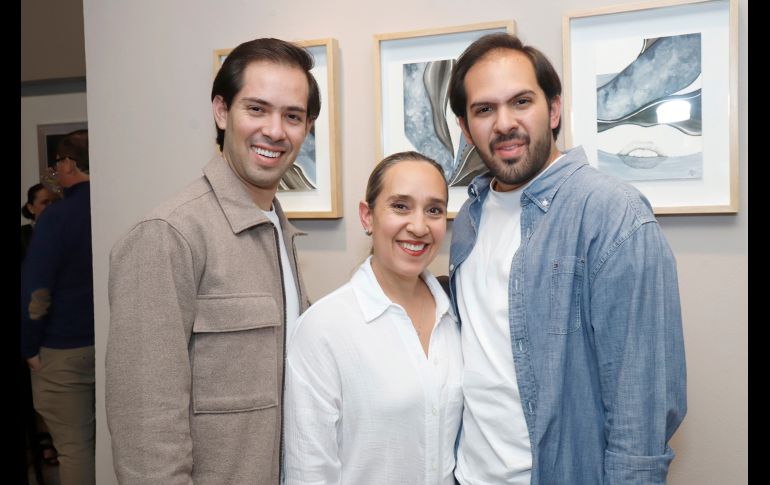 Armando Mora, Mariza Santacruz y Diego Mora. GENTE BIEN JALISCO/Claudio Jimeno