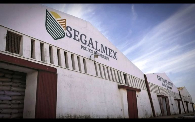 Se les acusa de delincuencia organizada, peculado y lavado de dinero. SUN