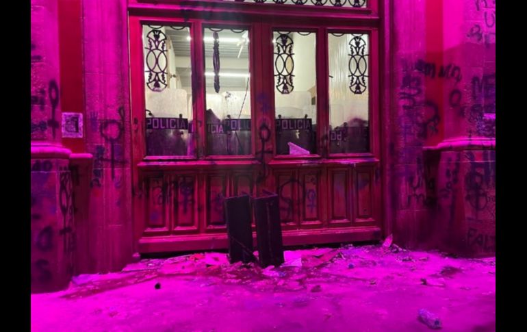 De acuerdo a los reportes la agraviada presentaba impactos de bala en la cabeza. SUN