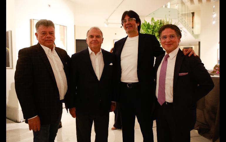 En una galería ubicada en la Colonia Colinas de San Javier se presentó esta colección que se compone de alrededor de 50 cuadros. EL INFORMADOR / C. Zepeda