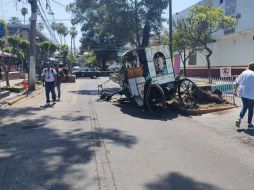 El accidente ocasionó que la calle se cerrara. ESPECIAL