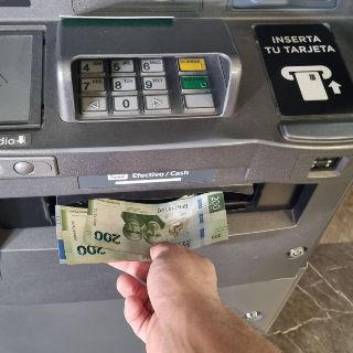 ¿Me pagan extra si trabajo hoy en puente del 20 de marzo?