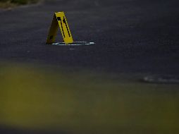 Agentes respondieron a un aviso sobre disparos en el bloque 3500 de Villaverde Avenue. AP/ARCHIVO