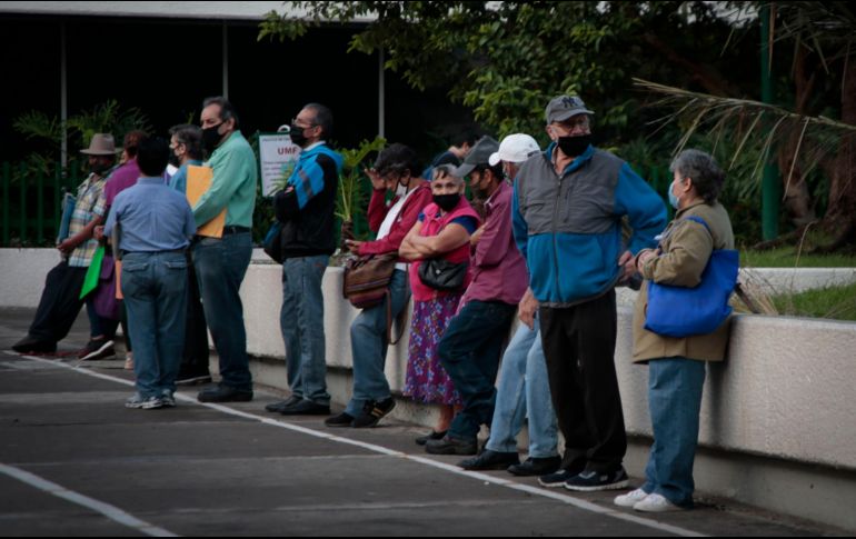 La secretaria Ariadna Montiel recordó que la pensión es un derecho constitucional que reconoce una vida de trabajo y la aportación que realizaron los adultos mayores para el desarrollo de México. EL INFORMADOR / ARCHIVO