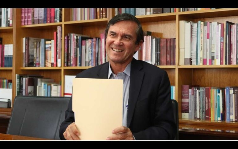 Edmundo Jacobo regresó a su lugar en el INE hoy. SUN