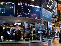 El índice compuesto del mercado Nasdaq, en el que cotizan las principales tecnológicas, bajó un 0.85% hasta 11 mil 929.34 enteros. AP / ARCHIVO