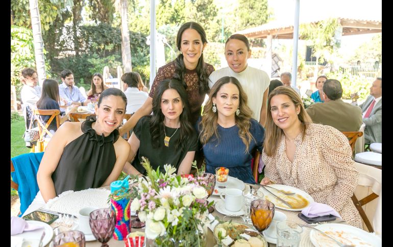 Mónica Salazar, Valentina Valcárcel, Marimar Castellanos, Karina Castellanos, Lizette Castellanos y Maribel Salazar. GENTE BIEN JALISCO/ Jorge Soltero