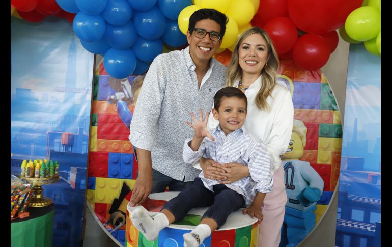 Carlos Andrés Melis Camacho, Carlos Andrés Melis Núñez y Marcela Núñez Alcalá. GENTE BIEN JALISCO/Claudio Jimeno