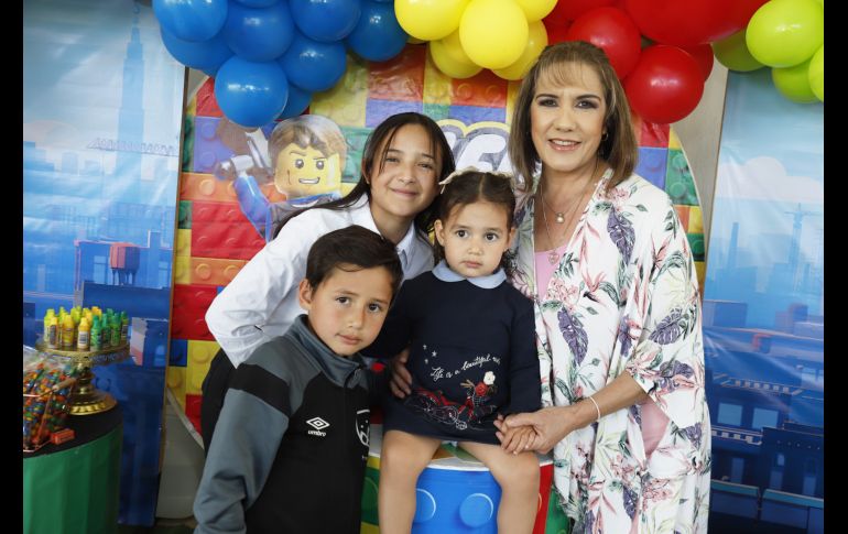 Regina Calderón, Patricio Preciado, Luis Preciado y Yoyi Alcalá. GENTE BIEN JALISCO/Claudio Jimeno