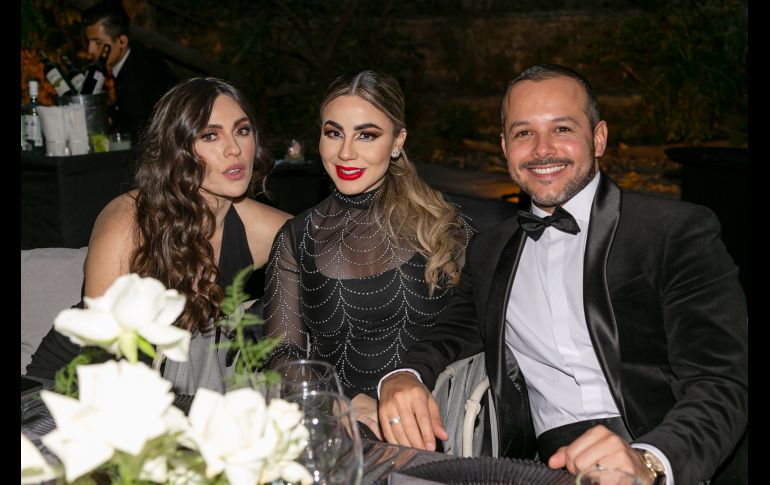 Johora Mendoza, Fernanda Munguía y Omar Sánchez. GENTE BIEN JALISCO/ Jorge Soltero