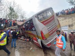 Unas ocho mil personas mueren cada año en accidentes de tráfico en Bangladesh. EFE/A. Kindu