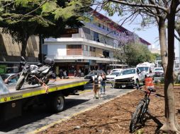 El accidente dejó dos transeúntes heridos. ESPECIAL