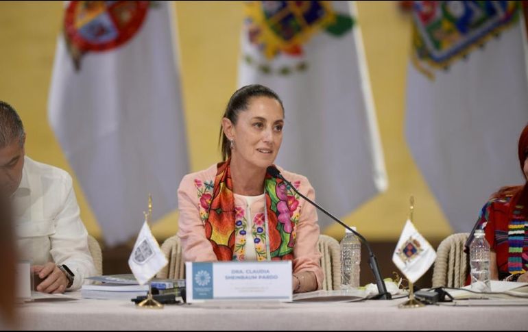 La jefa de Gobierno resaltó algunos proyectos a favor del medio ambiente que se han implementado en la capital del país, como la Planta Solar Fotovoltaica de la Central de Abasto, la producción de biodiésel a partir del aceite usado de cocina, la Planta de Carbonización Hidrotermal. CORTESÍA