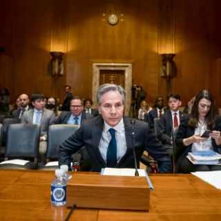 El narco no controla regiones en México: Ebrard