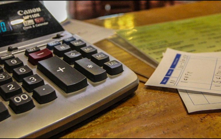 Las multas por no cumplir a tiempo con la declaración anual van desde 15 mil 800 hasta 32 mil pesos. EL INFORMADOR/Archivo