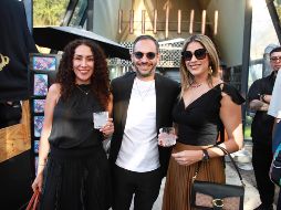 Mónica Ramírez, Carlos González y Claudia Uriostegui. GENTE BIEN JALISCO/Tony Martínez