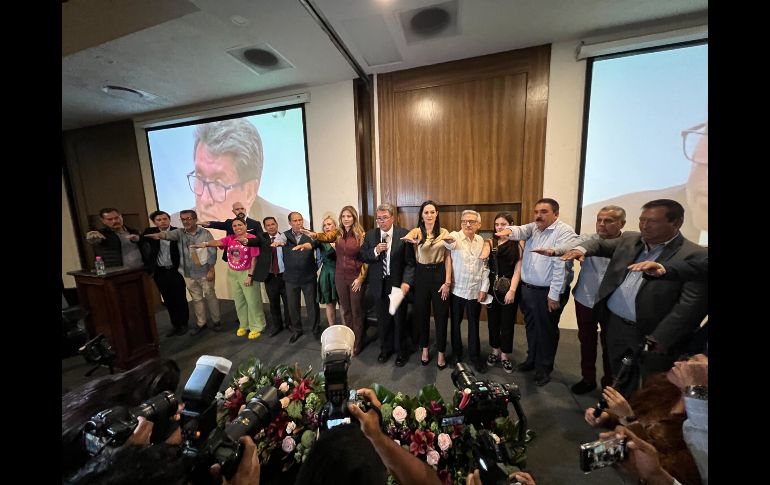 Ricardo Monreal tomó protesta al Comité de Reconciliación Mexicana con ciudadanos jaliscienses y académicos que forman parte de la sociedad. EL INFORMADOR/ARTURO NAVARRO