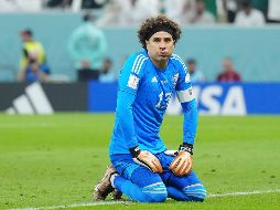 Oswaldo Sánchez aseguró que Guillermo Ochoa ya no tiene edad para proteger el arco tricolor. ESPECIAL