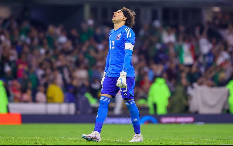 Memo Ochoa fue abucheado por la afición en el empate de 2-2 ante Jamaica. IMAGO 7