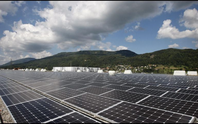 Señaló el Presidente que la idea es replicar la planta solar que se encuentra en Puerto Peñasco, Sonora. EFE / ARCHIVO