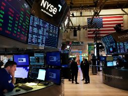 En cuanto a los bonos del Tesoro a diez años, bajaron a 4.487%, décima bajada en las pasadas doce sesiones. AP / ARCHIVO