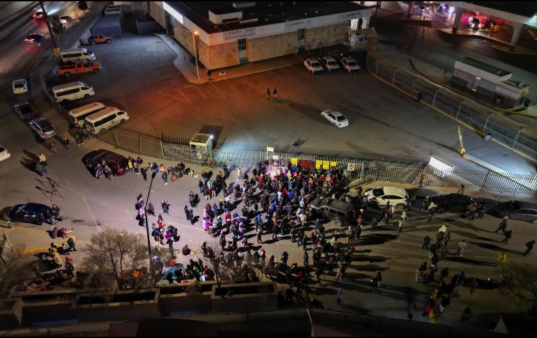 La investigadora lamentó que en Ciudad Juárez nadie apoyó, ni rescató a los migrantes que fallecieron. AP/C. Chávez