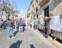 Los manifestantes al momento siguen esperando a los diputados para dialogar. EL INFORMADOR/E. Gómez