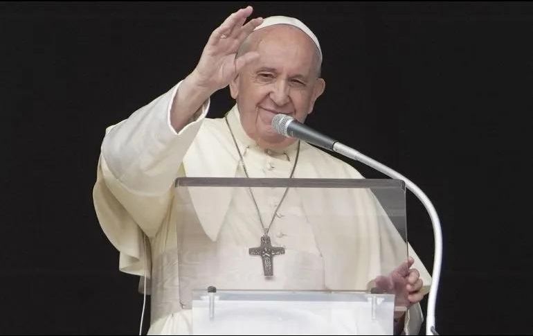 El Papa Francisco anunció a través de su cuenta de Twitter su gratitud hacia las personas que le han brindado su apoyo y su oración. AP/Archivo