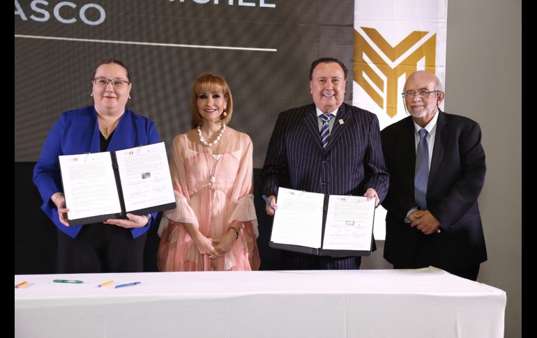 Luz del Carmen Godínez González, Esperanza Loera, Enrique Michel y Rodolfo González. GENTE BIEN JALISCO/Claudio Jimeno