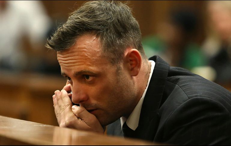 OSCAR PISTORIUS. En Sudáfrica, los acusados de delitos graves deben cumplir al menos la mitad de su sentencia para ser elegibles a libertad condicional. AP / ARCHIVO