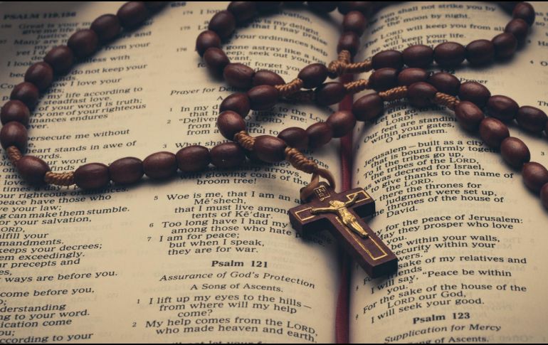 Antes, el Viernes de Dolores también conmemoraba la festividad relacionada con Nuestra Señora de los Dolores, aunque esto cambió tras el Concilio Vaticano II. ESPECIAL/Foto de Anuja Mary Tilj en Unsplash