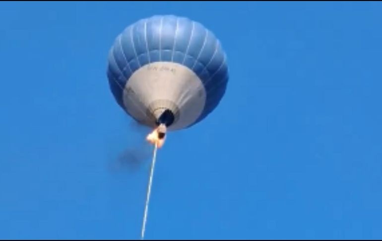 También se escucha en la grabación que varias personas gritan por ayuda. TWITTER