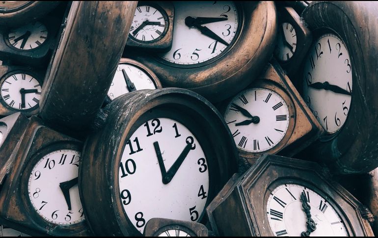 La hora se convirtió en un auténtico dolor de cabeza este domingo. ESPECIAL/UNSPLASH