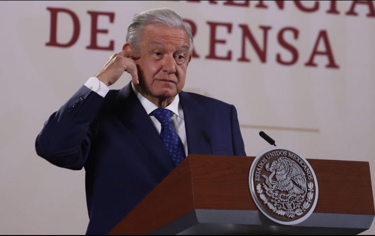 En Palacio Nacional, el Mandatario federal señaló que le llena de satisfacción que los combustibles, y el precio de la luz no ha aumentado de precio y que han aumentado los salarios 