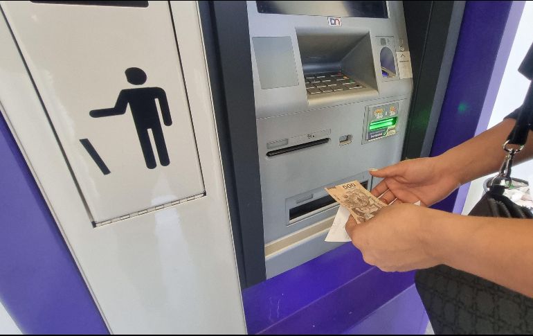 Al no ser un periodo de descanso oficial, tampoco es posible solicitar el pago doble o triple por laborar en jueves y viernes o algún otro día de la Semana Santa. EL INFORMADOR / ARCHIVO