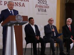 López Obrador señaló que mientras Iberdrola se convirtió en una empresa preponderante en el ramo energético, la Comisión Federal de Electricidad y Petróleos Mexicanos iban cayendo. SUN/B. Fregoso