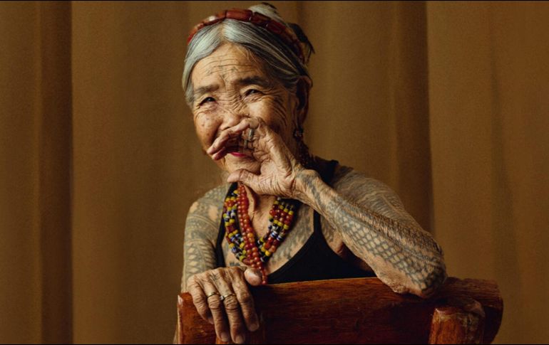Apo Whang-Od, la modelo más longeva en posar para Vogue. INSTAGRAM/@voguephilippines