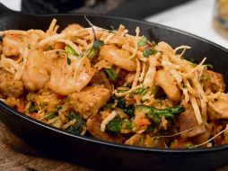 El restaurante Santo Mar ofrece una amplia variedad de productos frescos. ESPECIAL